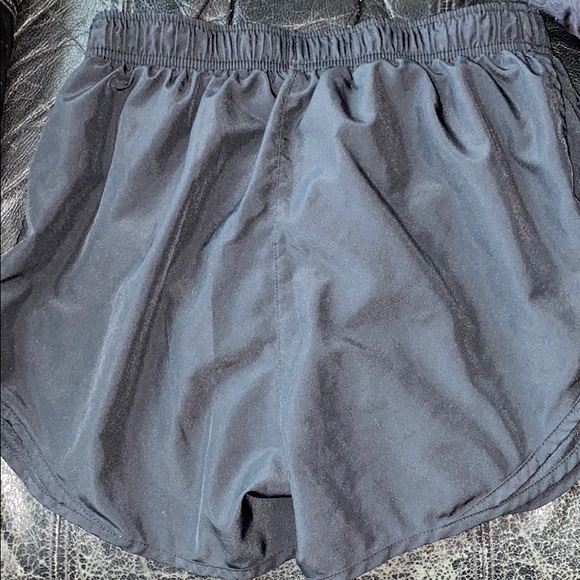 Nike Dri-fit shorts. - Picture 2 of 3